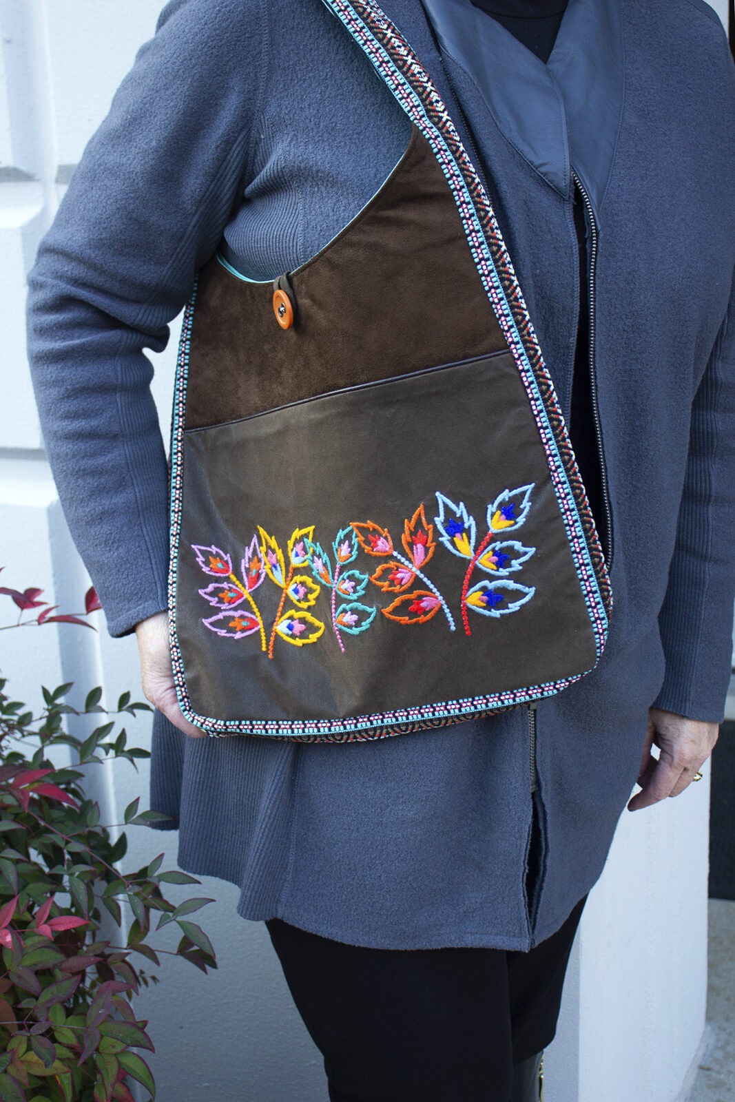 White - Taat Wool Thread Embroidery Upcycled Shoulder Bag