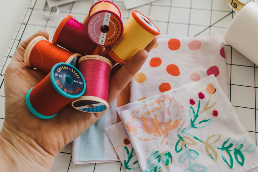 sew a scrunchie threads