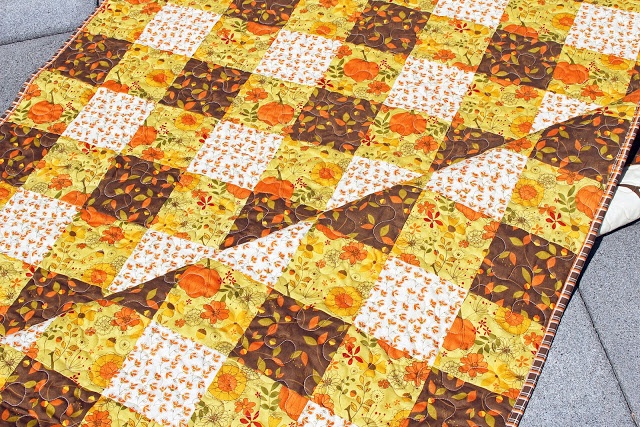 give thanks gingham quilt front