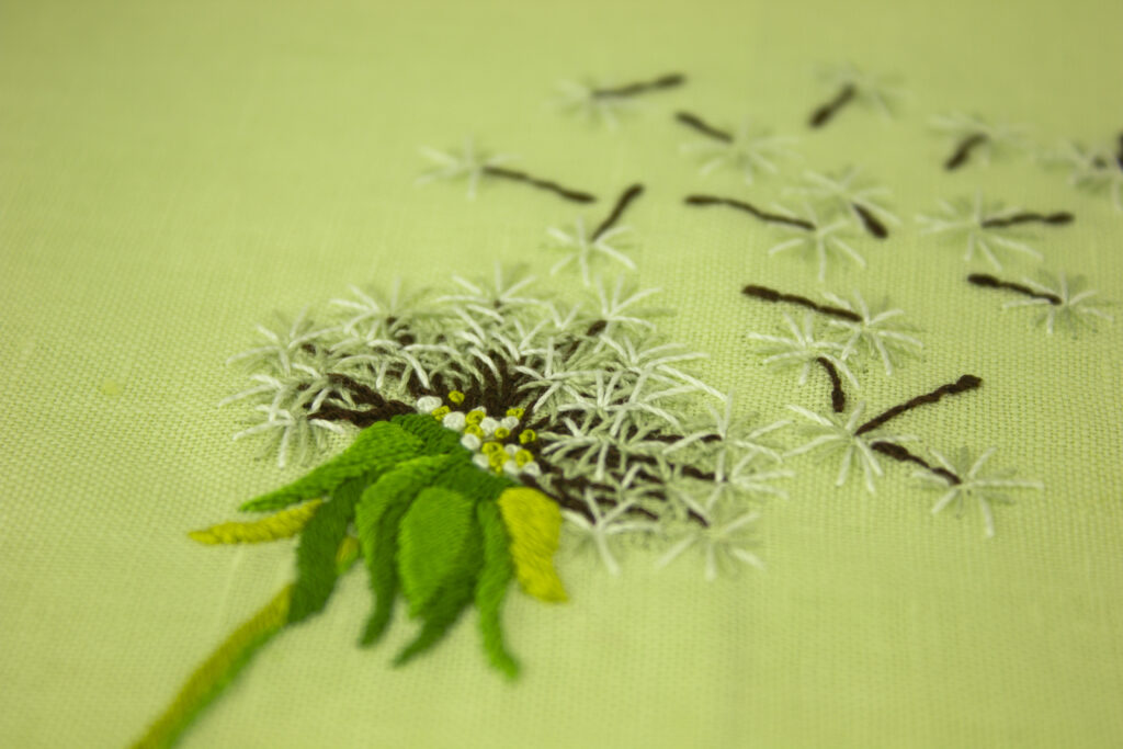 hand embroidery Dandelion design