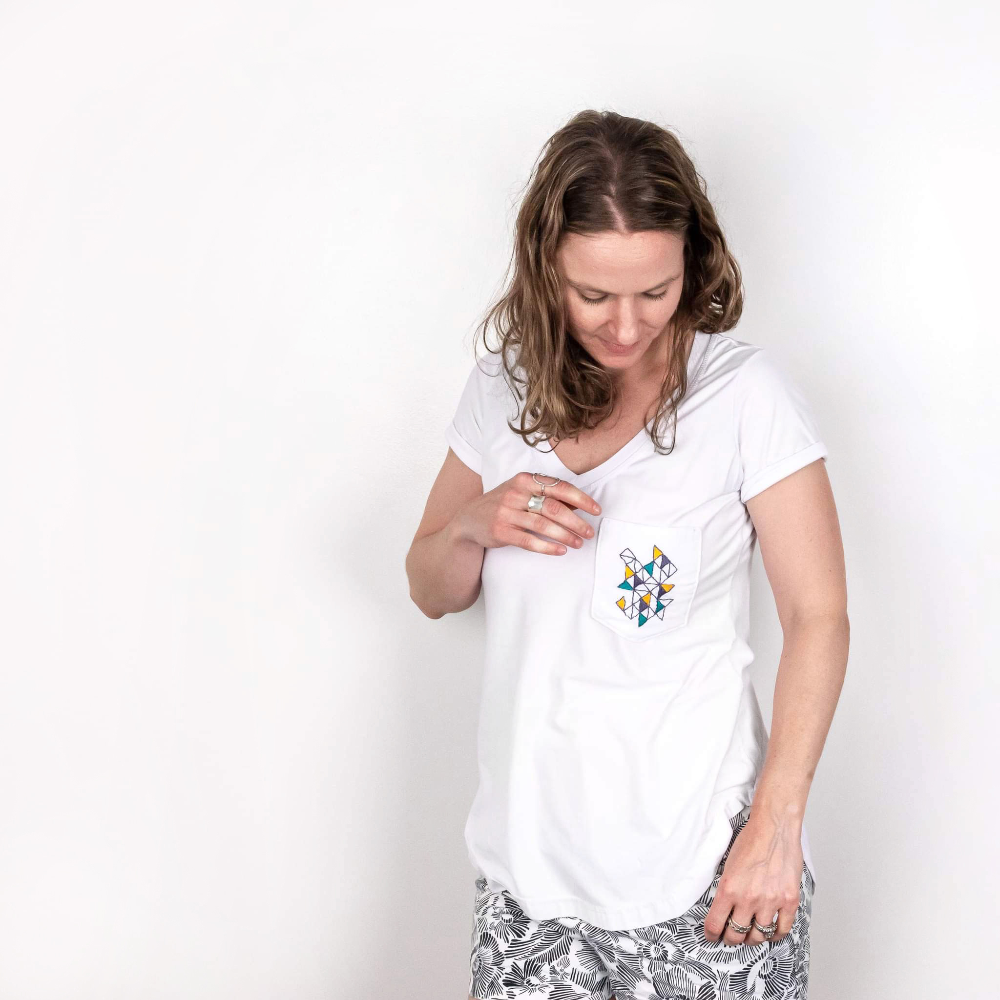 Embroidered T-shirt White T Shirt Embroidered Shirt Hand 