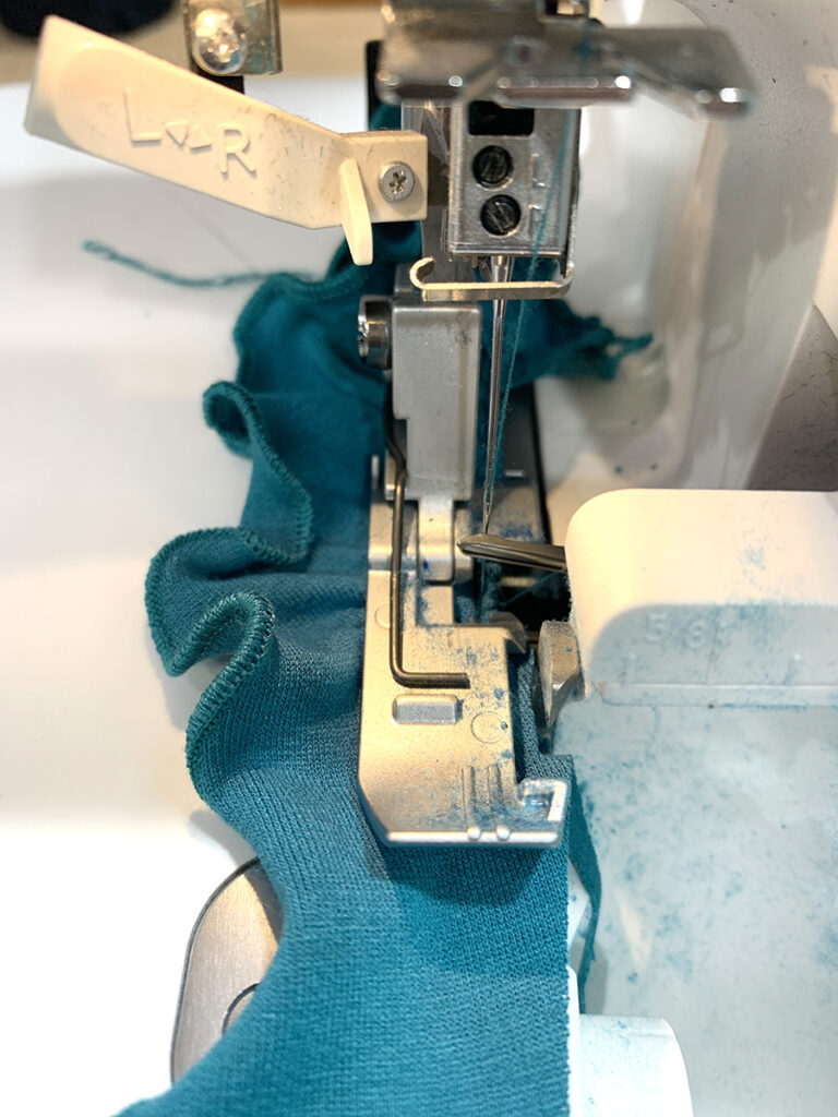 differential feed with serger