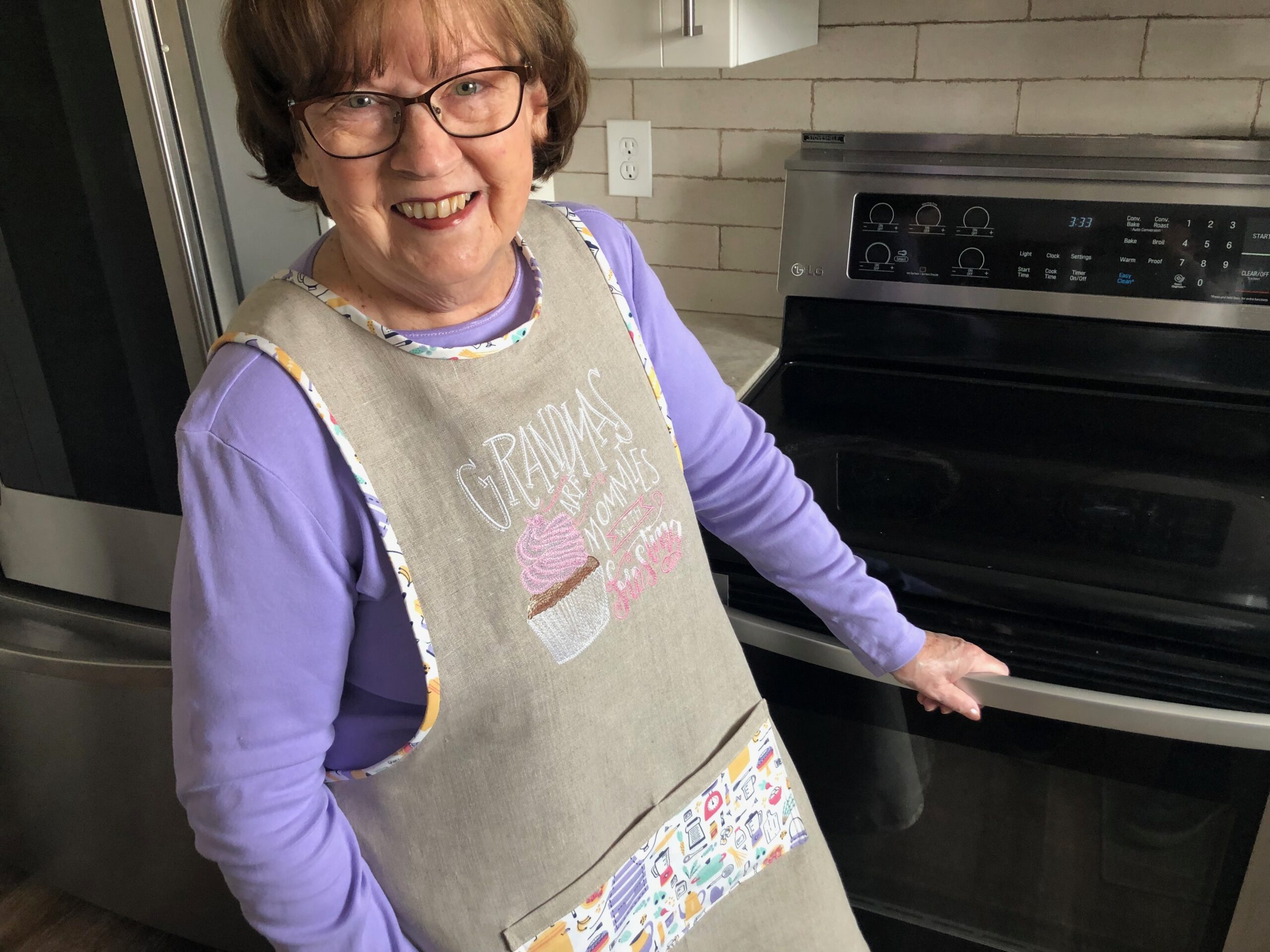 Linen Apron with Embroidery for Mother's Day Gifting - Sulky