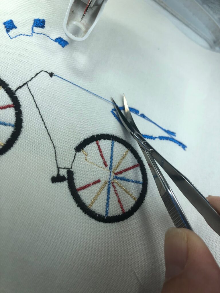 clipping jump threads on bike design