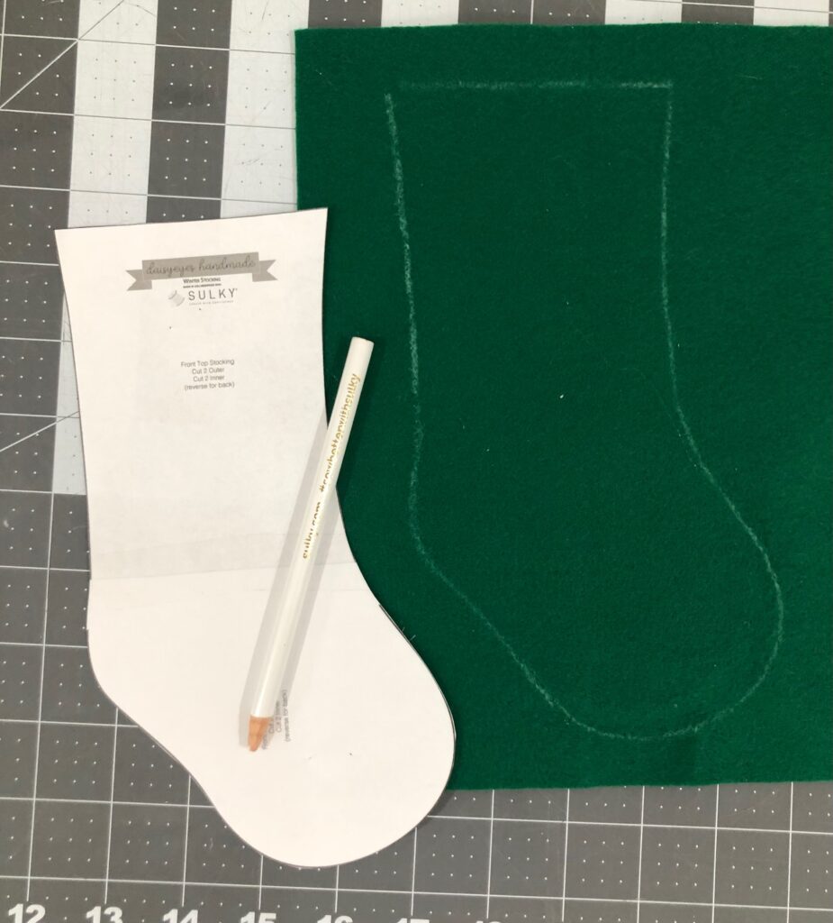 outline stocking onto Felty