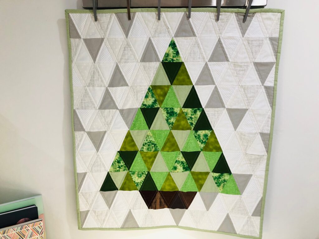 finished quilted Christmas Tree