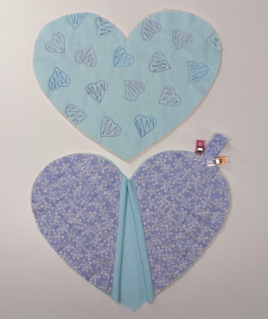clipping loop to heart pot holder