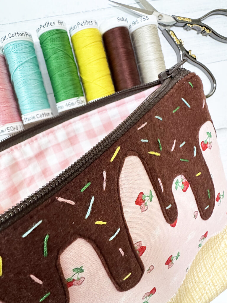 opening of zipper pouch