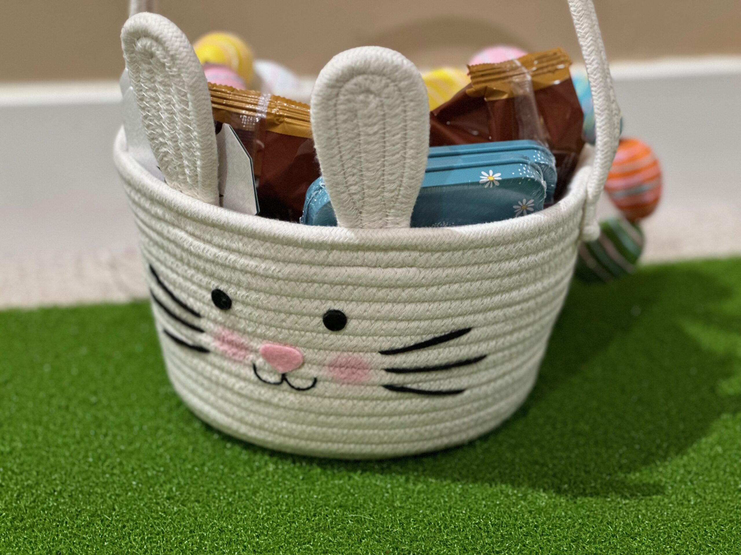 opposite side of basket for Easter project