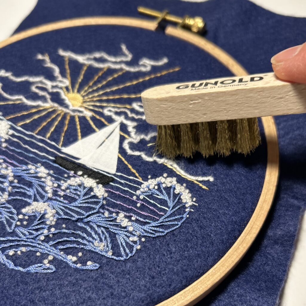brushing clouds with Filaine Wire Brush