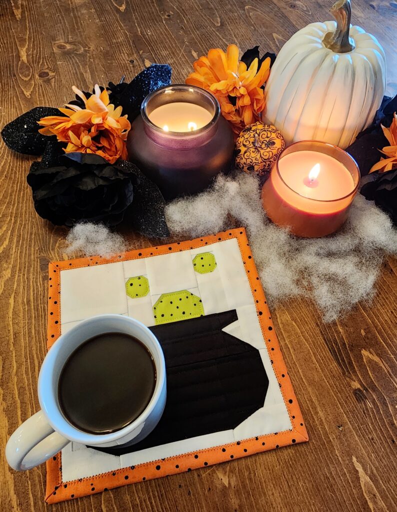 Halloween Mug Rug Cauldron