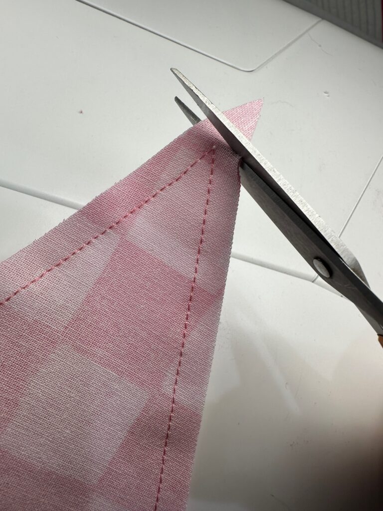clipping flag bunting triangle point