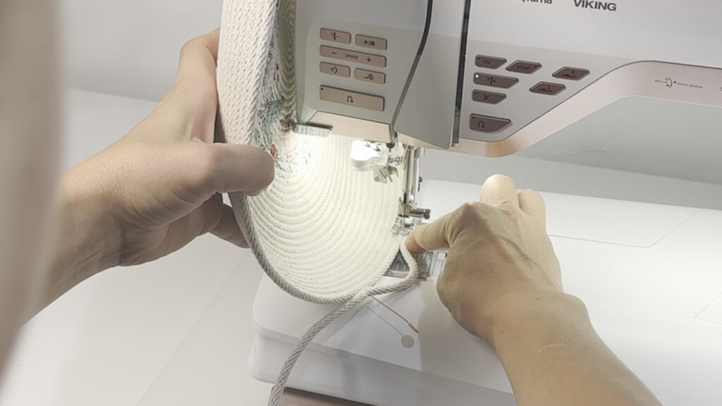 holiday rope tray stitching