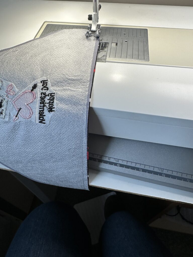 stitch triangles along upper edge of bandana