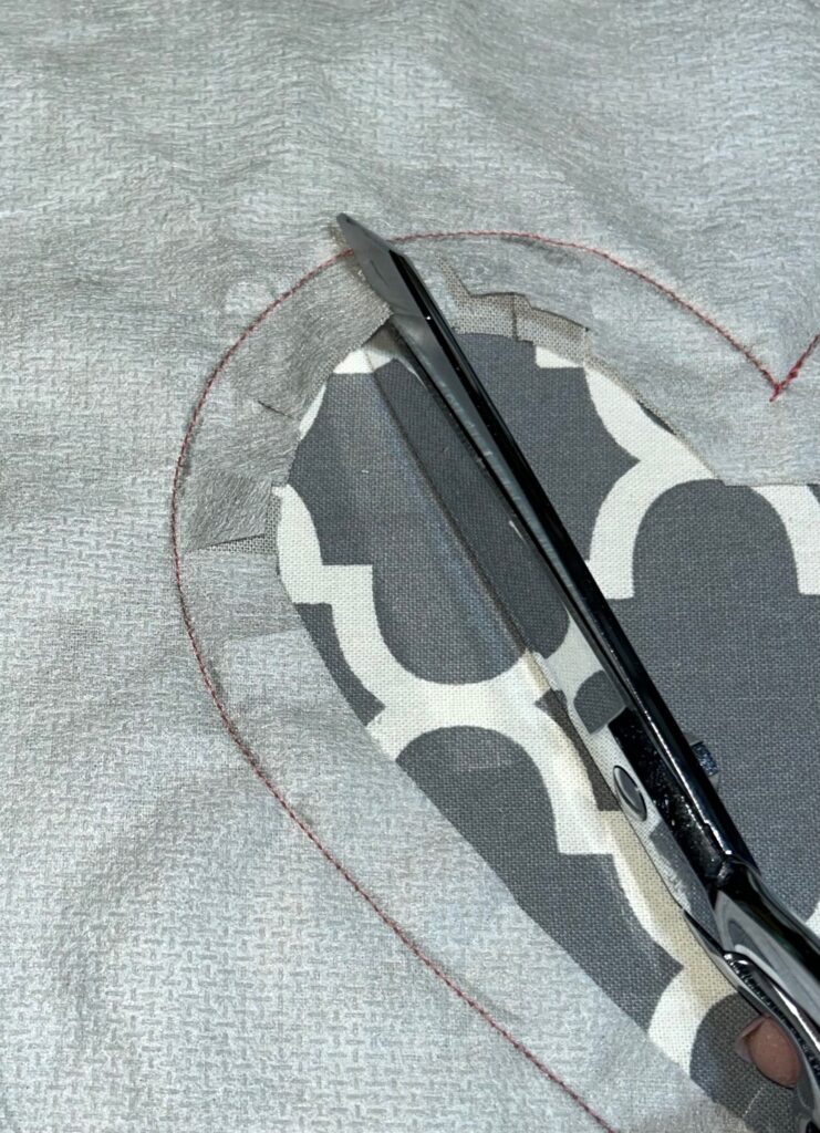 clip into heart curves inside seam allowance only