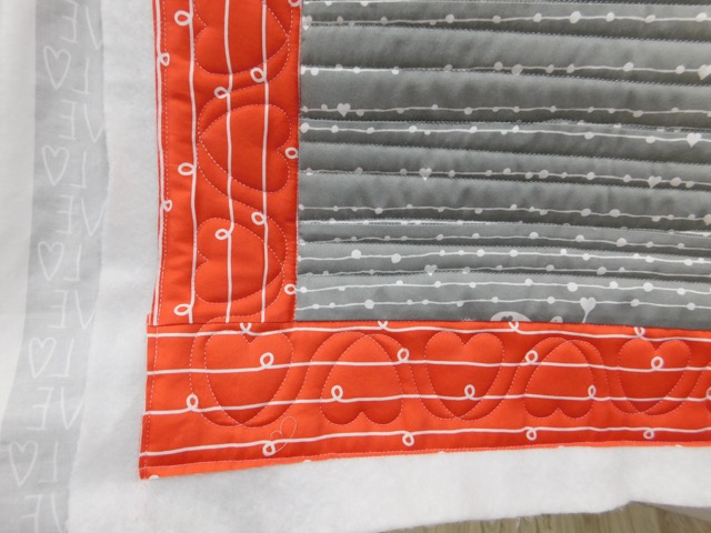 border quilting on I Heart You Quilt