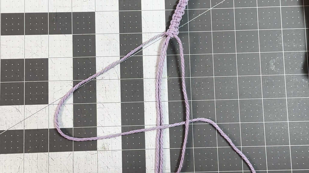 creating square knot, step 2
