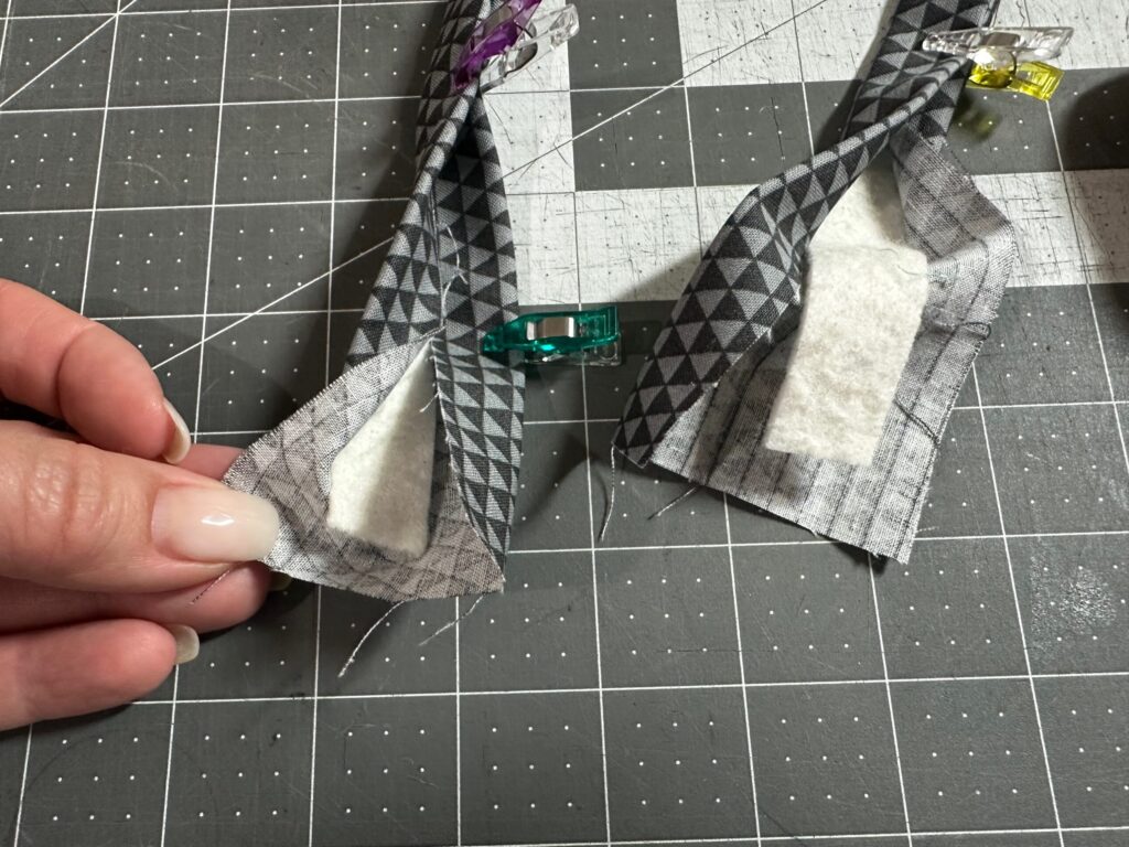 opening ends of lanyard fabric