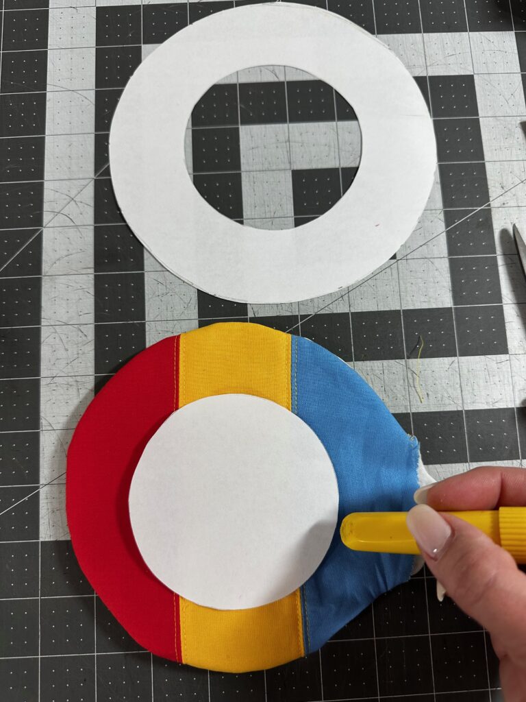 stitching inner circle of mug pillow to right side