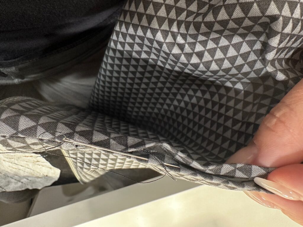 stitching lining opening shut
