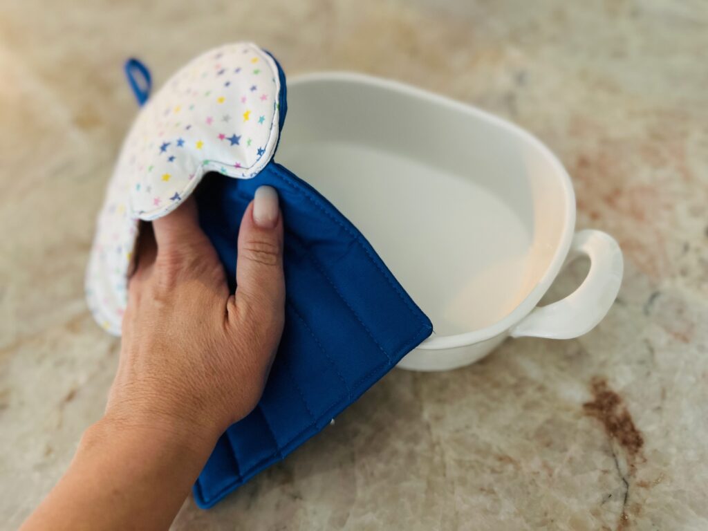 how to use cupcake potholder