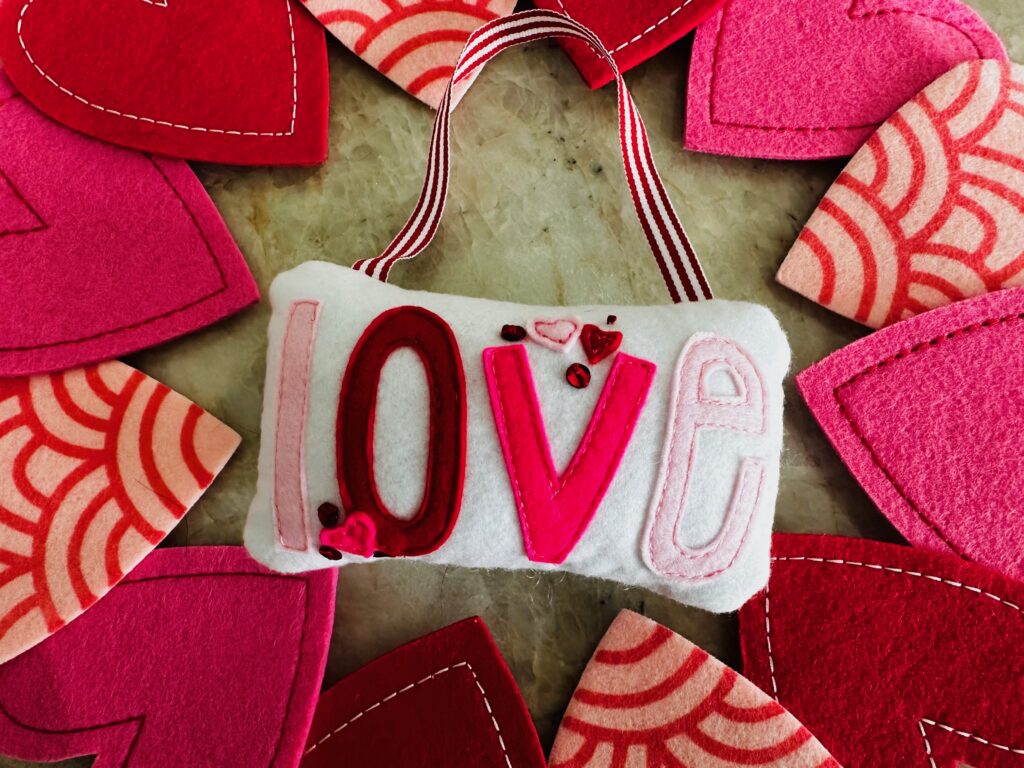 felty applique ornaments for valentine's day