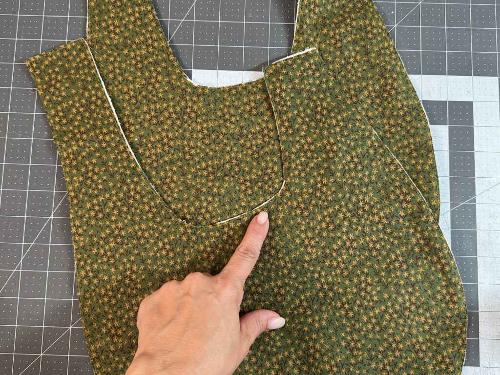 two exteriors of vintage knot bag